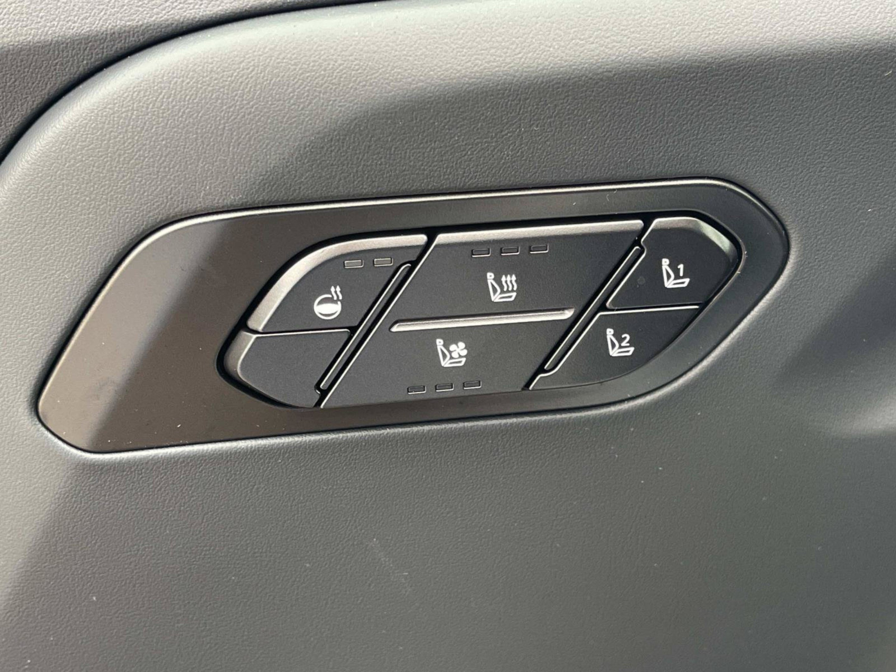 New 2027 Kia Telluride SX X-Line AWD/4WD image 21