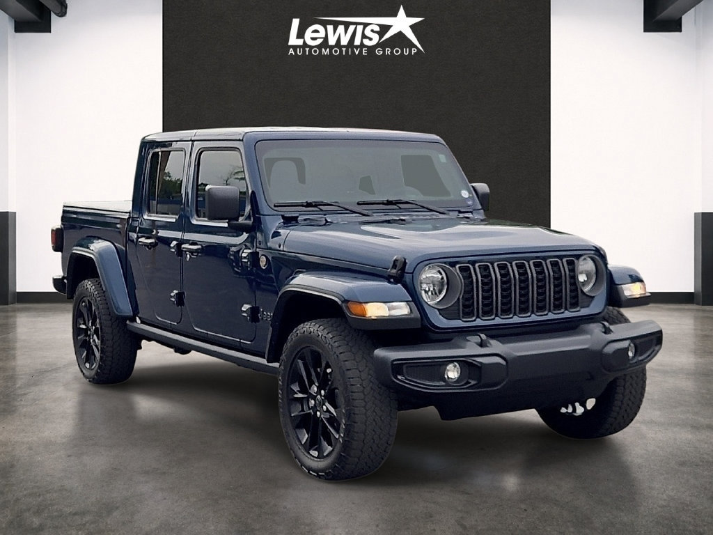 Used 2025 Jeep Gladiator Sport AWD/4WD image 6