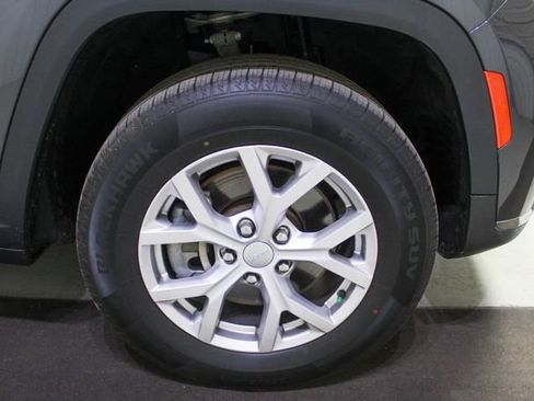 Used 2022 Jeep Grand Cherokee L Limited w/ Trailer Tow Group (B) image 21