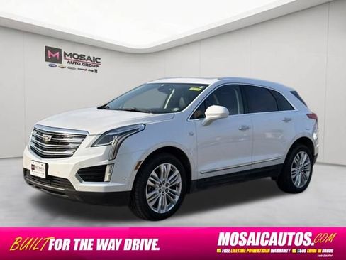 Used 2018 Cadillac XT5 Premium Luxury w/ Driver Assist Package AWD/4WD image 3