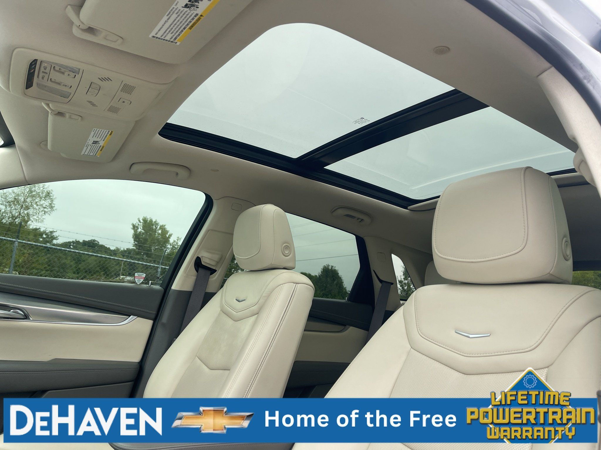 Used 2021 Cadillac XT5 Premium Luxury FWD image 19
