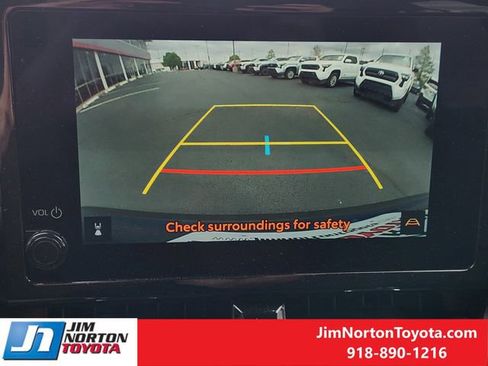 Used 2025 Toyota Corolla Cross AWD Hybrid w/ Convenience Package image 19