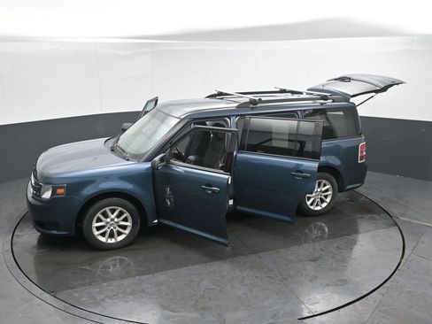 Used 2016 Ford Flex SE image 46