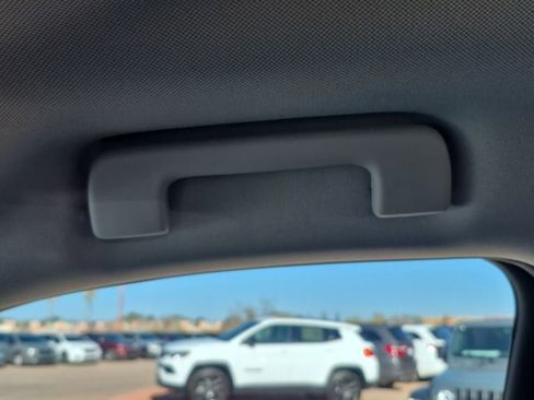 Used 2016 GMC Sierra 2500 2WD Crew Cab w/ Sierra Convenience Package image 47