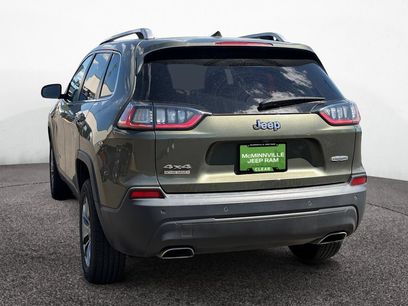 Used 2019 Jeep Cherokee Latitude Plus w/ Comfort/Convenience Group