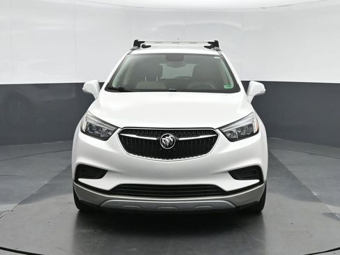 Used 2018 Buick Encore Preferred image 2