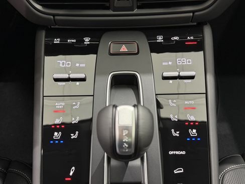 New 2026 Porsche Macan GTS AWD/4WD image 42