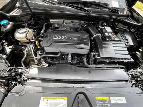 Used 2019 Audi Q3 2.0T Premium Plus image 30