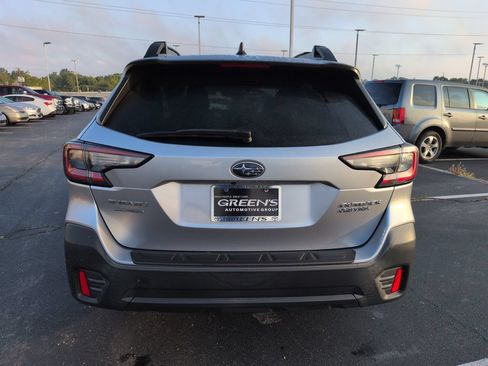 Used 2020 Subaru Outback Premium w/ Popular Package #1 AWD/4WD image 5