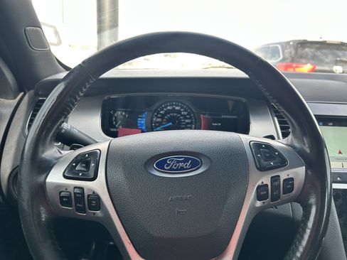 Used 2018 Ford Taurus SHO AWD/4WD image 17
