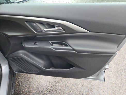New 2026 Chevrolet Equinox EV LT w/ Comfort Package FWD image 2