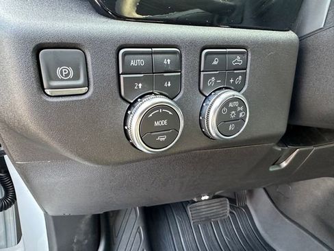New 2025 GMC Sierra 2500 SLT w/ SLT Premium Package image 28