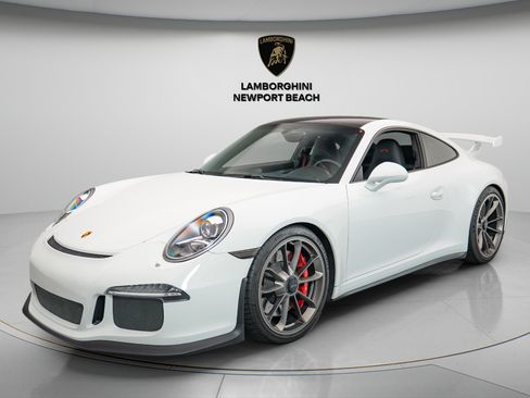 Used 2014 Porsche 911 GT3 RWD image 3