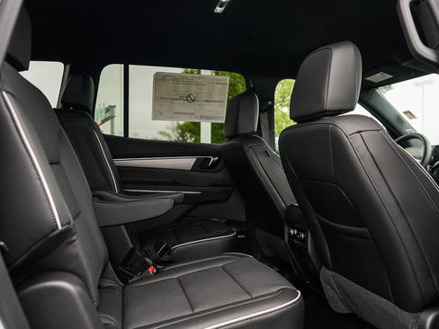 New 2026 Buick Enclave Preferred w/ Power Package image 14