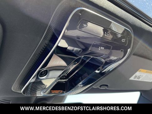 Used 2025 Mercedes-Benz C 300 4MATIC Sedan image 37