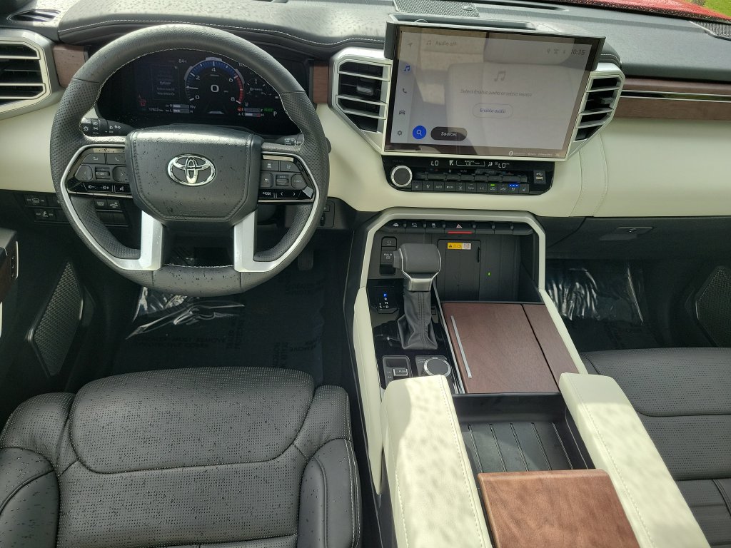 Used 2024 Toyota Sequoia Capstone AWD/4WD image 27