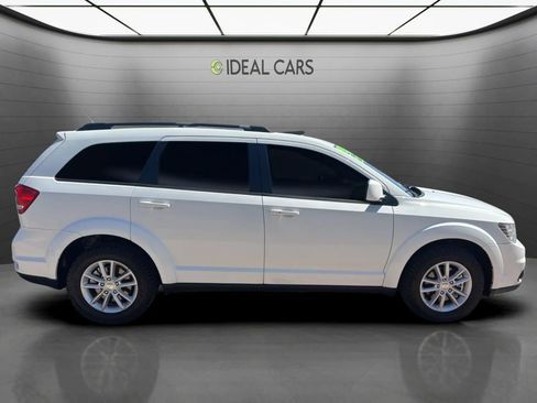 Used 2014 Dodge Journey SXT AWD/4WD image 4