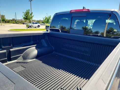 New 2026 Nissan Frontier SV w/ Tow Package image 3