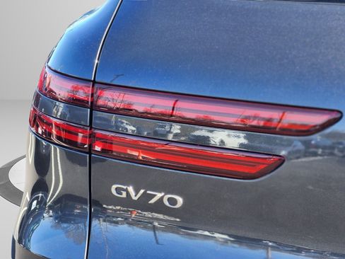 New 2026 Genesis GV70 2.5T Select AWD/4WD image 9