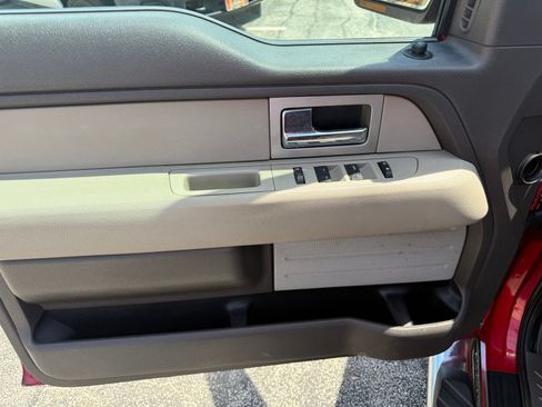 Used 2010 Ford F150 XLT RWD image 11