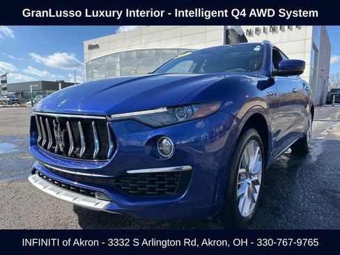Used 2019 Maserati Levante GranLusso image 1