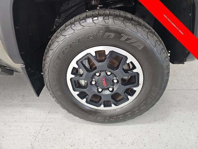 Used 2024 Toyota Tacoma TRD Off-Road w/ TRD Off Road Upgrade Package AWD/4WD image 8