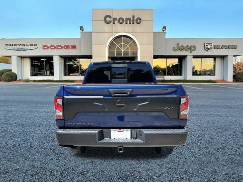 Used 2021 Nissan Titan PRO-4X w/ Pro-4x Convenience Package image 4