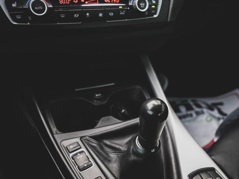 Used 2015 BMW M235i Coupe image 15