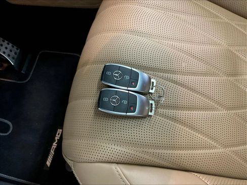Used 2025 Mercedes-Benz G 550 image 30