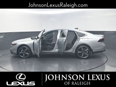 Used 2024 Honda Accord Sport image 27