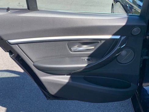 Used 2017 BMW 340i xDrive Sedan image 13