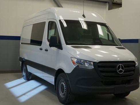 New 2026 Mercedes-Benz Sprinter 2500 image 1