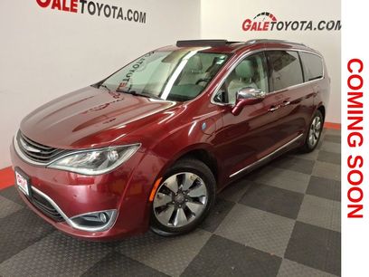 Used 2017 Chrysler Pacifica Platinum