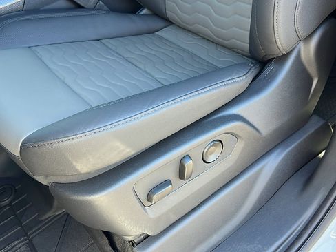 New 2026 Chevrolet Silverado 1500 ZR2 image 21