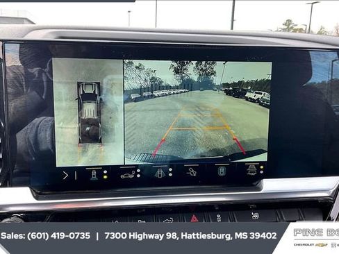 Used 2025 Chevrolet Silverado 3500 LT w/ Safety Package image 15