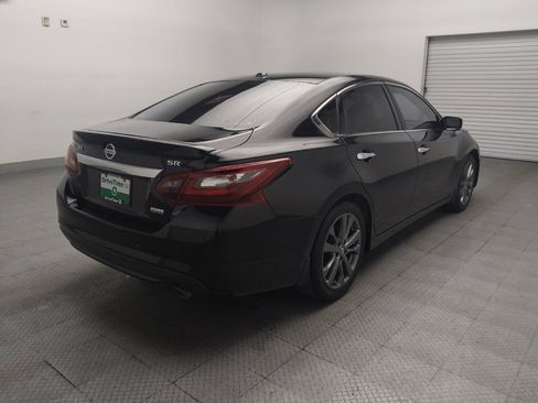 Used 2018 Nissan Altima 2.5 SR w/ SR Special Edition FWD image 9