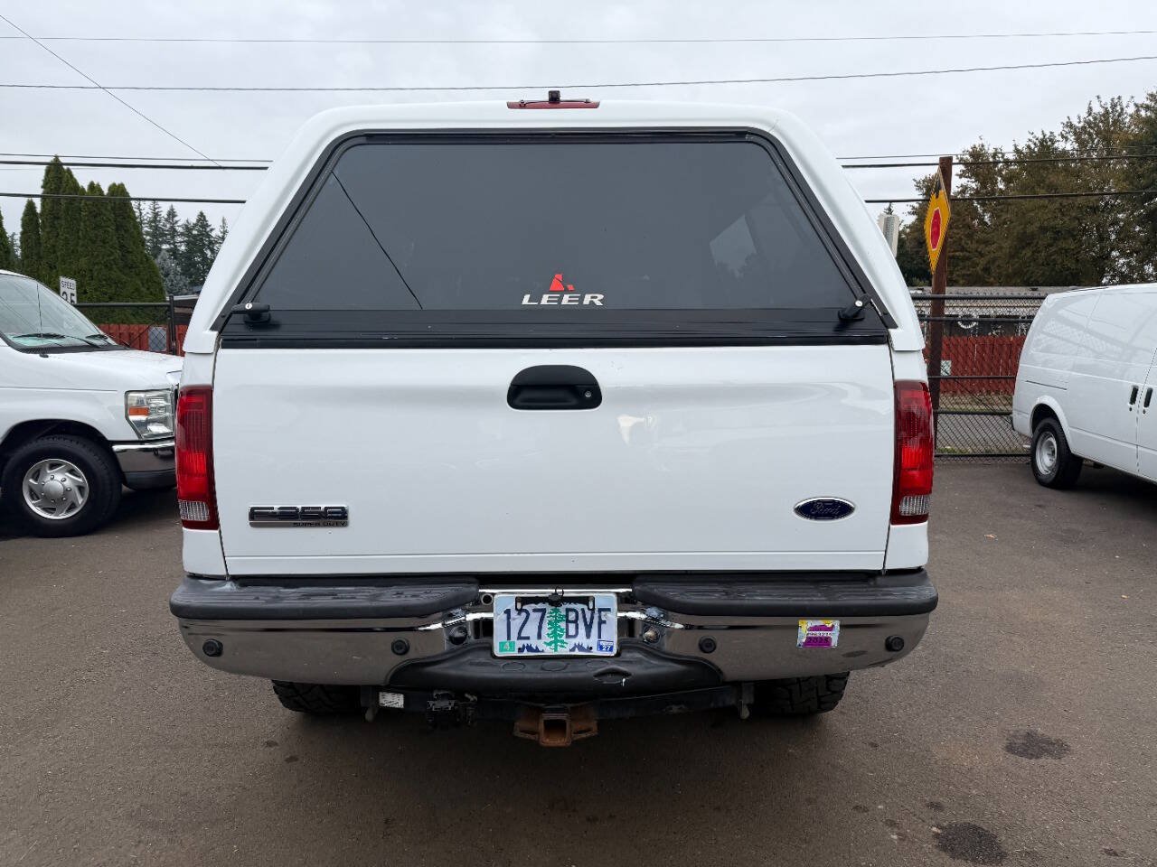 Used 2005 Ford F350 Lariat AWD/4WD image 8