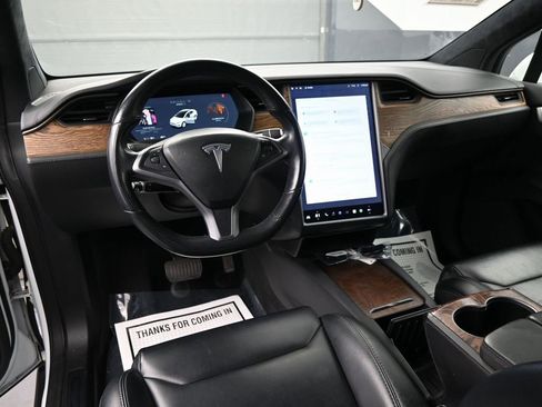 Used 2019 Tesla Model X 100D image 9