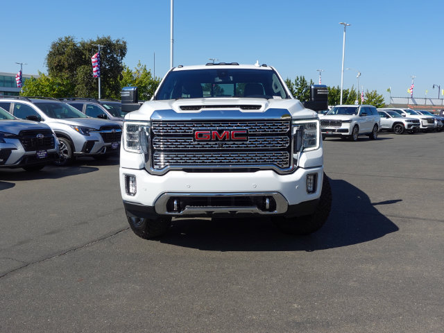 Used 2023 GMC Sierra 3500 Denali AWD/4WD image 2