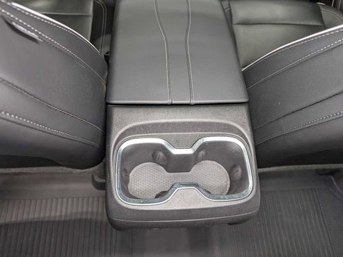 Certified 2025 Buick Enclave Avenir w/ Super Cruise Package image 22