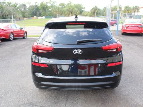 Used 2021 Hyundai Tucson SE FWD image 4