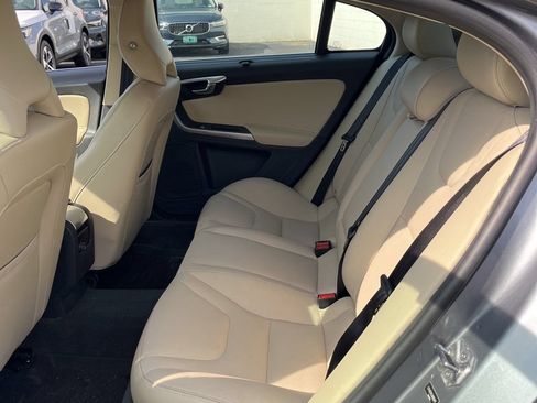 Used 2018 Volvo S60 T5 Inscription AWD/4WD image 8