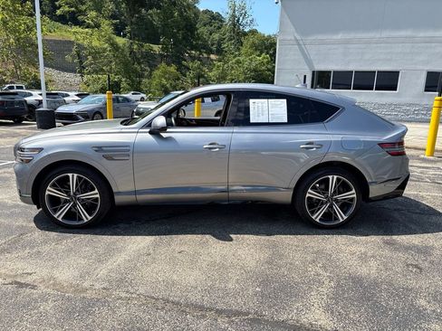 Used 2025 Genesis GV80 3.5T e-SC AWD/4WD image 2