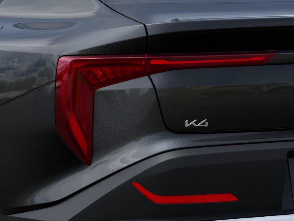 New 2026 Kia K4 FWD image 11