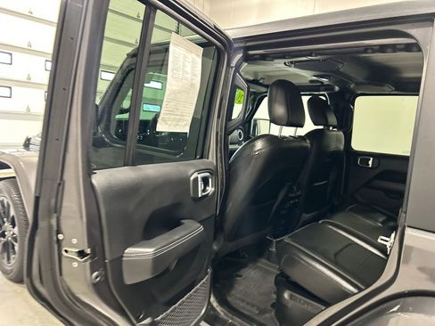 Used 2023 Jeep Wrangler Unlimited Sahara w/ Cold Weather Group image 31