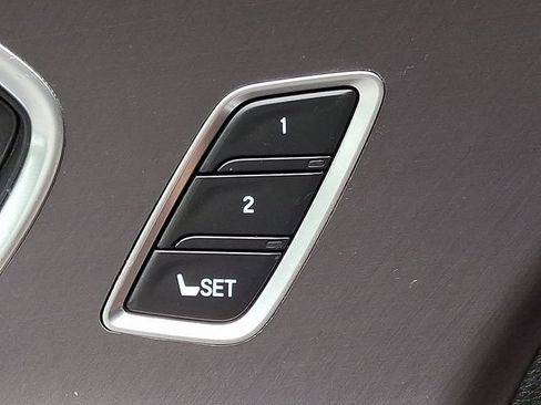Certified 2025 Acura RDX SH-AWD image 27