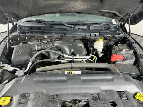 Used 2015 RAM 1500 Express AWD/4WD image 30