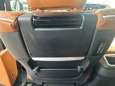 New 2026 Chrysler Pacifica Pinnacle image 57