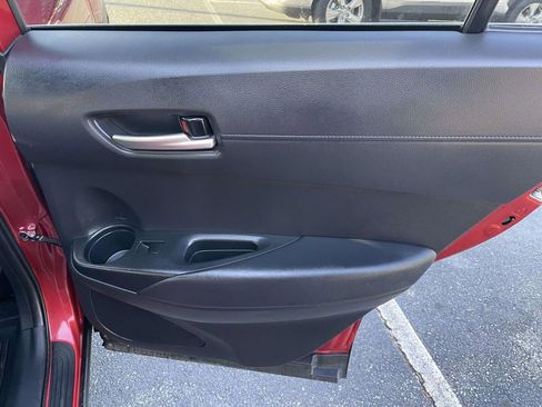 Used 2025 Toyota Corolla Cross AWD Hybrid w/ Convenience Package image 45