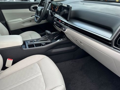 New 2026 Kia Sorento S image 17